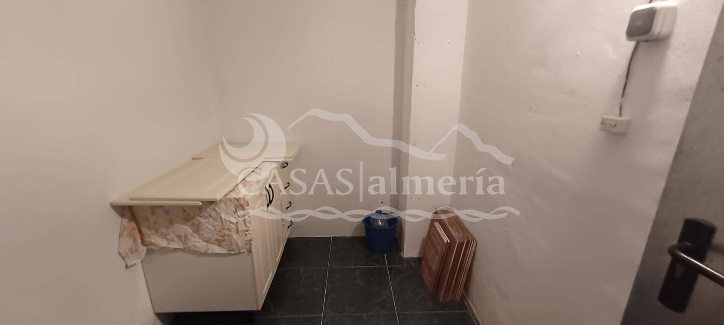 3 soveværelse Lejlighed til salg i Huercal-Overa med garage - € 149.000 (Ref: 3121654)