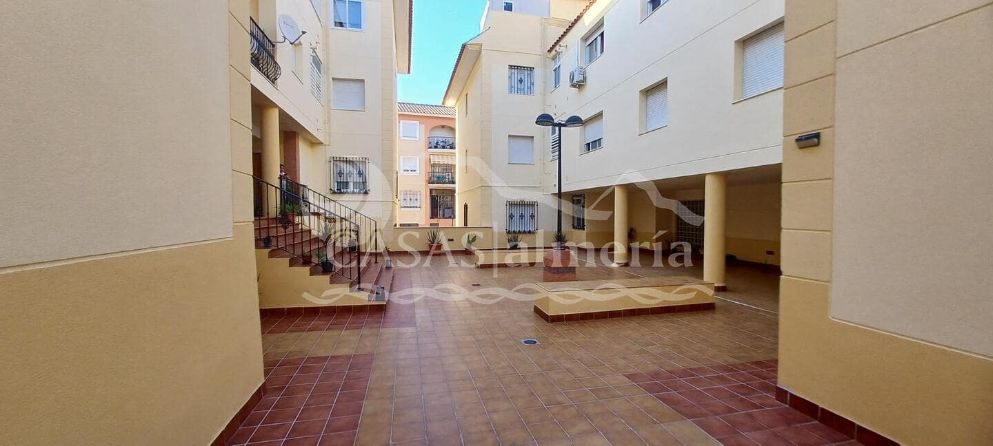 3 soveværelse Lejlighed til salg i Huercal-Overa med garage - € 149.000 (Ref: 3121654)