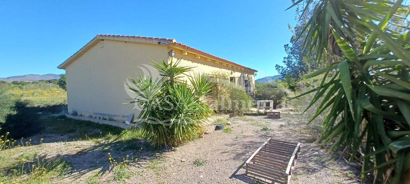 3 soveværelse Finca/Landehus til salg i Huercal-Overa - € 125.000 (Ref: 3504779)