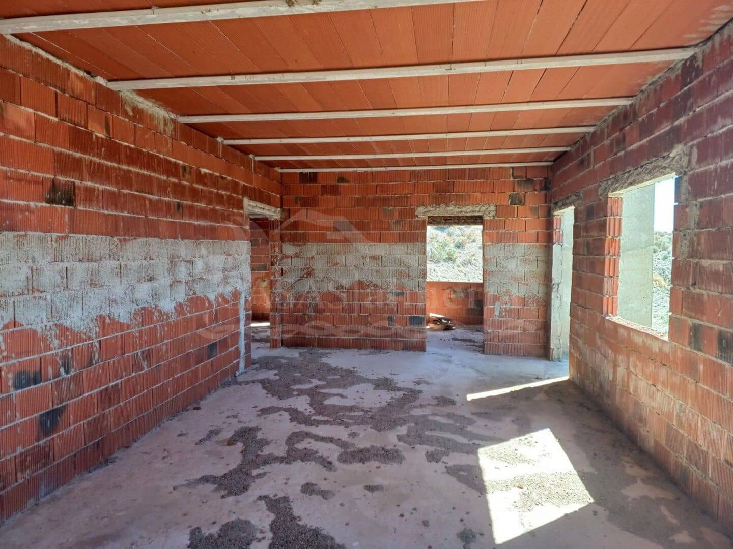 3 slaapkamer Villa te koop in Fuente Amarga - € 120.000 (Ref: 5326110)