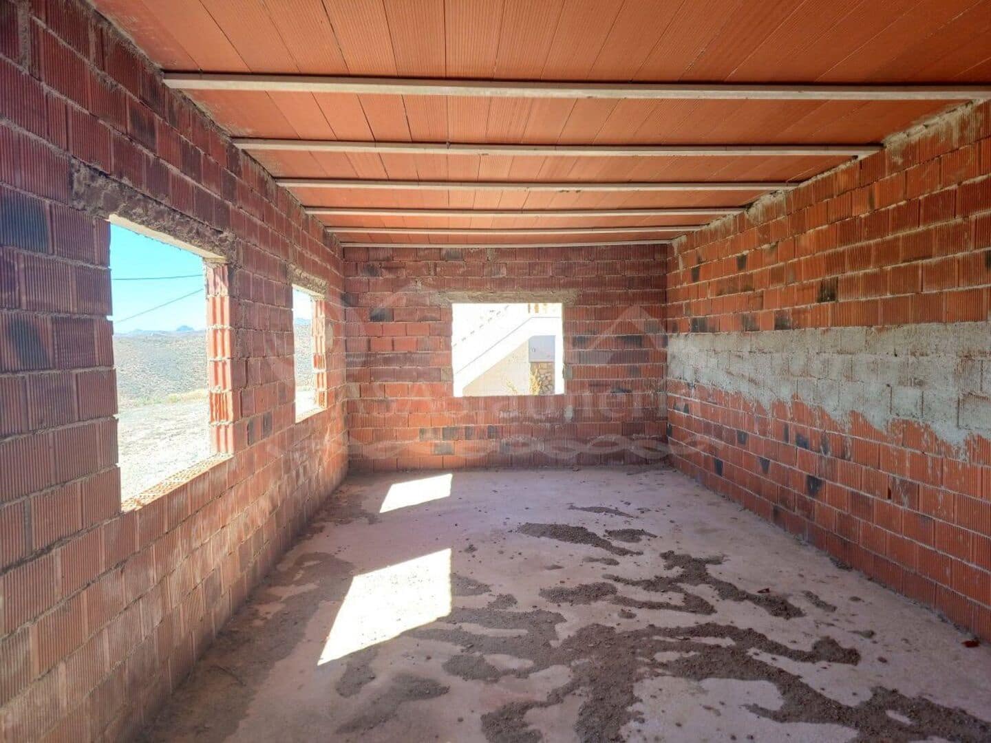 3 slaapkamer Villa te koop in Fuente Amarga - € 120.000 (Ref: 5326110)