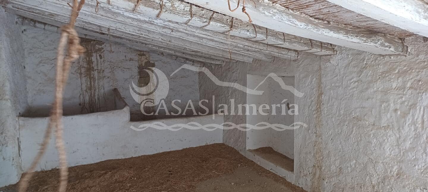 Finca/Casa di Campagna in vendita in Santa Maria de Nieva - 34.000 € (Rif: 6409308)