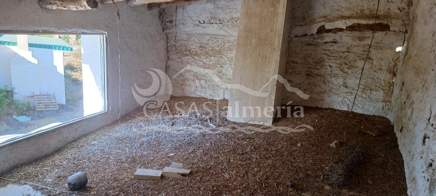 Finca/Casa di Campagna in vendita in Santa Maria de Nieva - 34.000 € (Rif: 6409308)