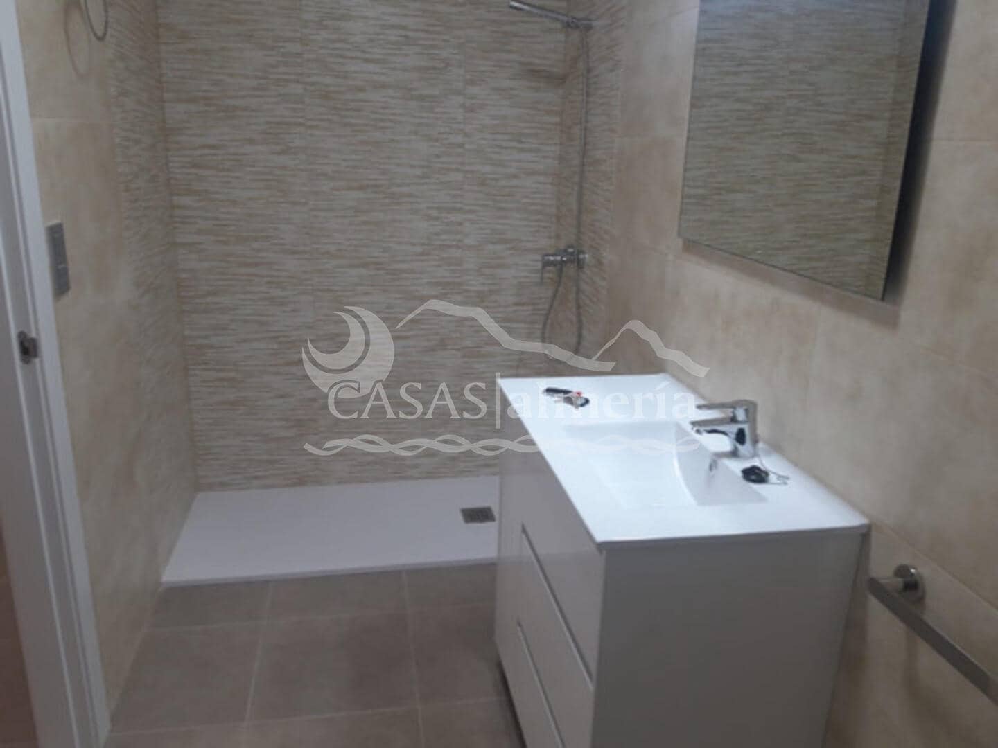 3 soveværelse Villa til salg i Gonar med swimmingpool - € 195.000 (Ref: 7141143)