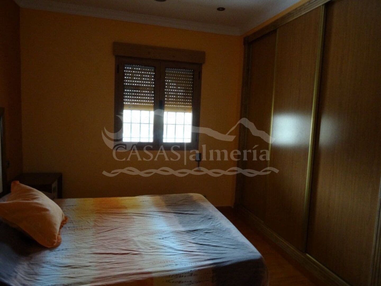 Chalet de 3 habitaciones en Los Cerricos en venta con garaje - 184.900 € (Ref: 7141147)