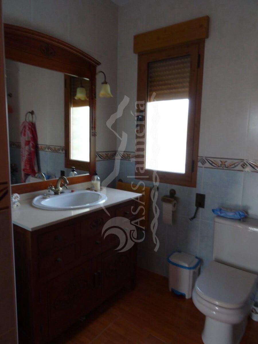 Chalet de 3 habitaciones en Los Cerricos en venta con garaje - 184.900 € (Ref: 7141147)