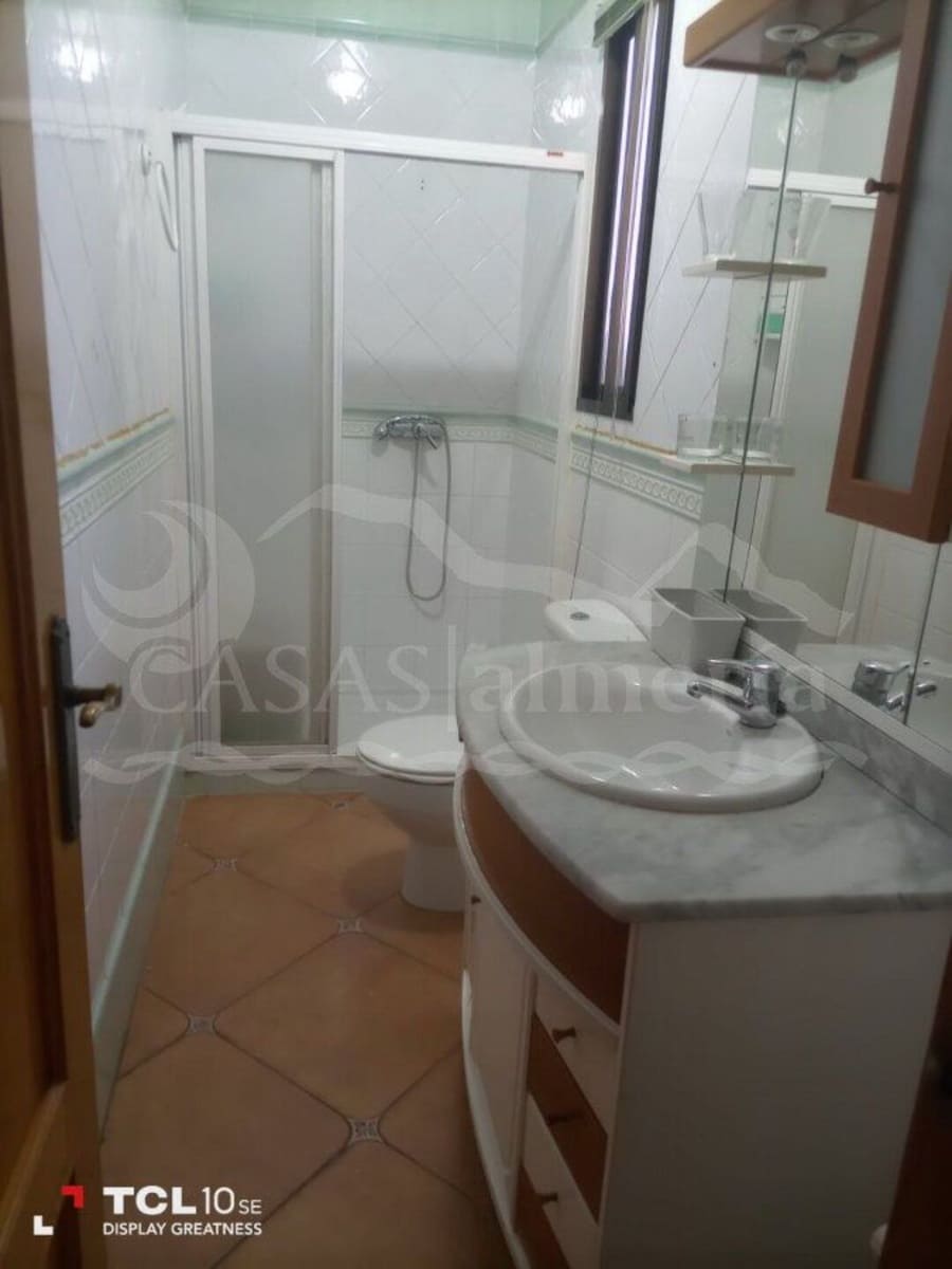 5 slaapkamer Halfvrijstaande villa te koop in Zurgena - € 138.000 (Ref: 7800263)