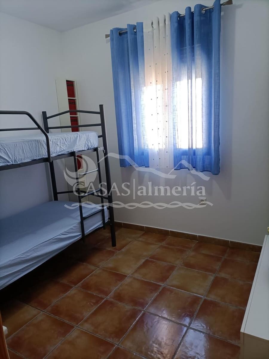 3 bedroom Villa for sale in Velez-Rubio with garage - € 185,500 (Ref: 8052910)