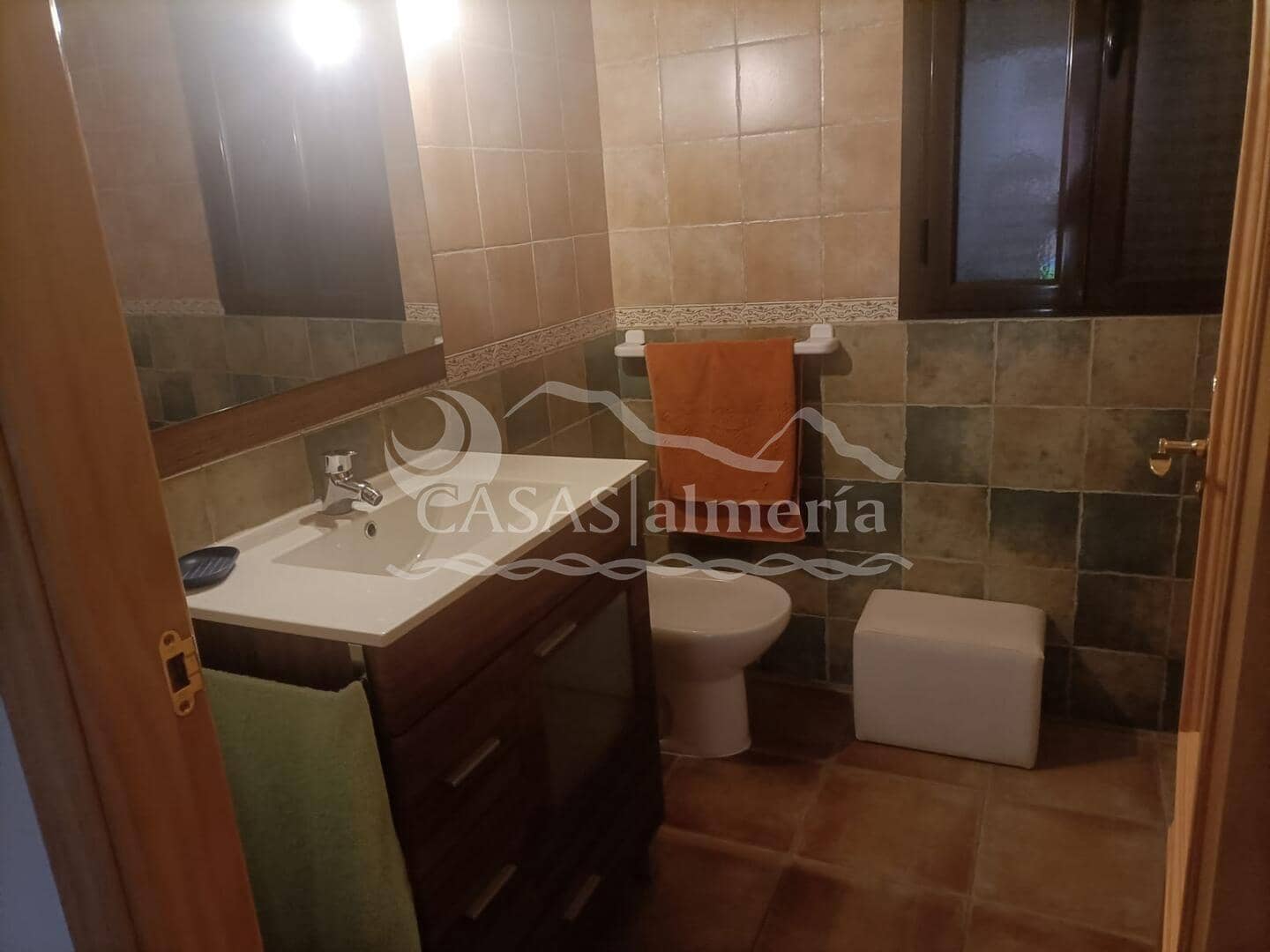 3 bedroom Villa for sale in Velez-Rubio with garage - € 185,500 (Ref: 8052910)