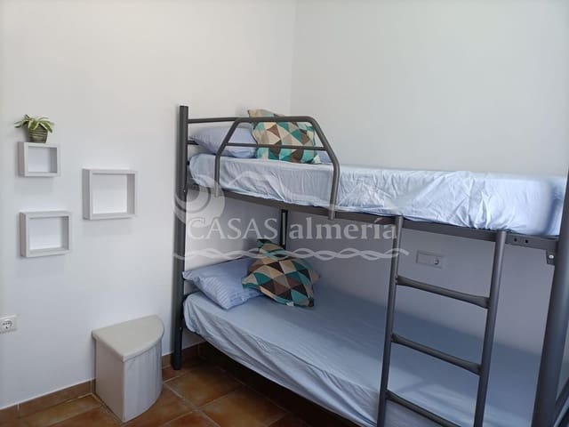 Chalet de 3 habitaciones en Vélez-Rubio en venta con garaje - 185.500 € (Ref: 8052910)