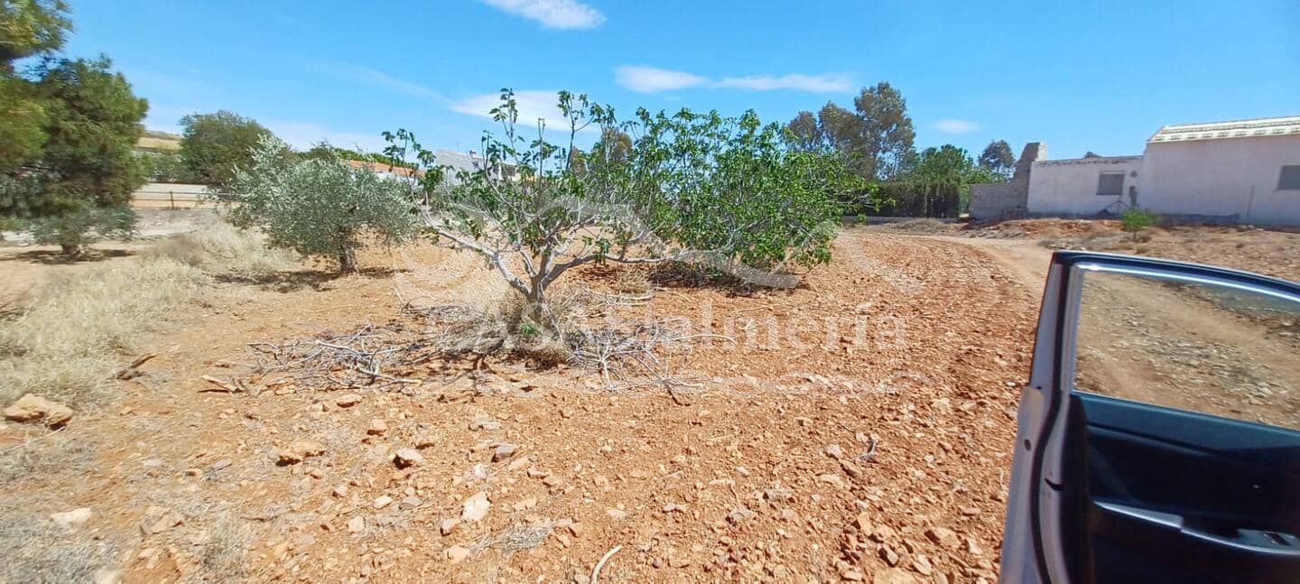 Grunde uden byggetilladelser til salg i Huercal-Overa - € 33.000 (Ref: 8267342)