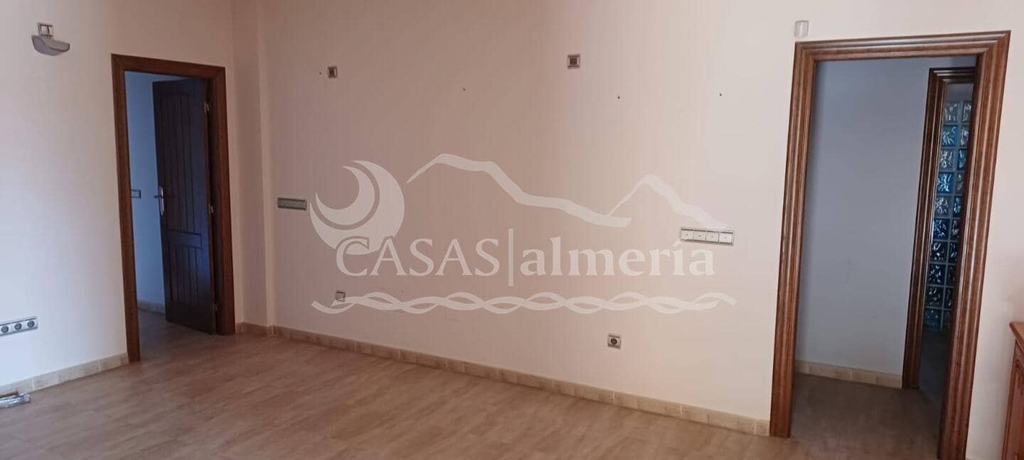 4 bedroom Villa for sale in El Saltador Bajo, Carboneras with pool €