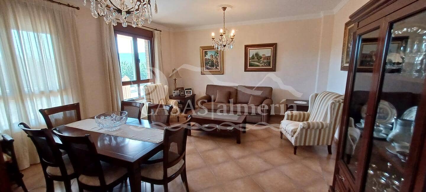 4 soverom Villa til salgs i Gonar med garasje - € 219 000 (Ref: 8431231)