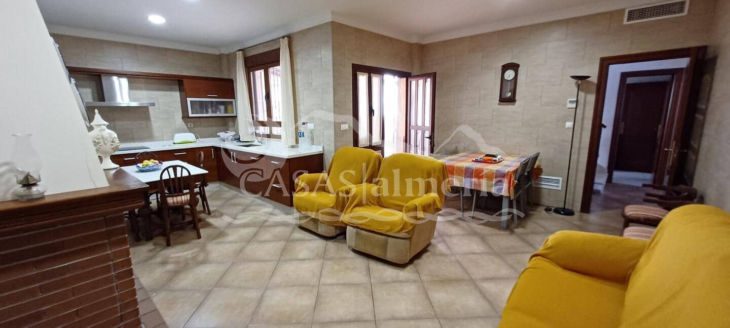 4 soverom Villa til salgs i Gonar med garasje - € 219 000 (Ref: 8431231)