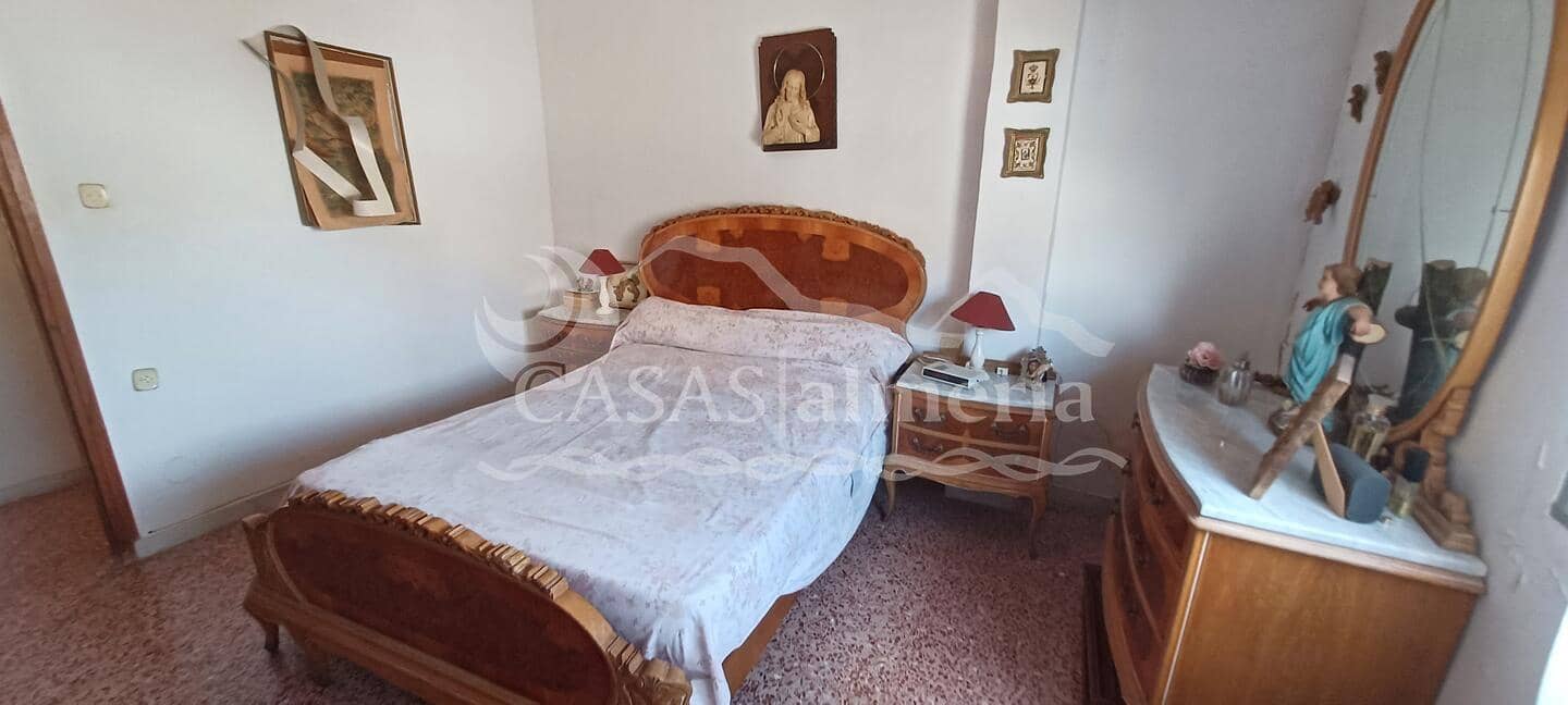 4 soveværelse Lejlighed til salg i Velez-Rubio - € 53.000 (Ref: 8580574)