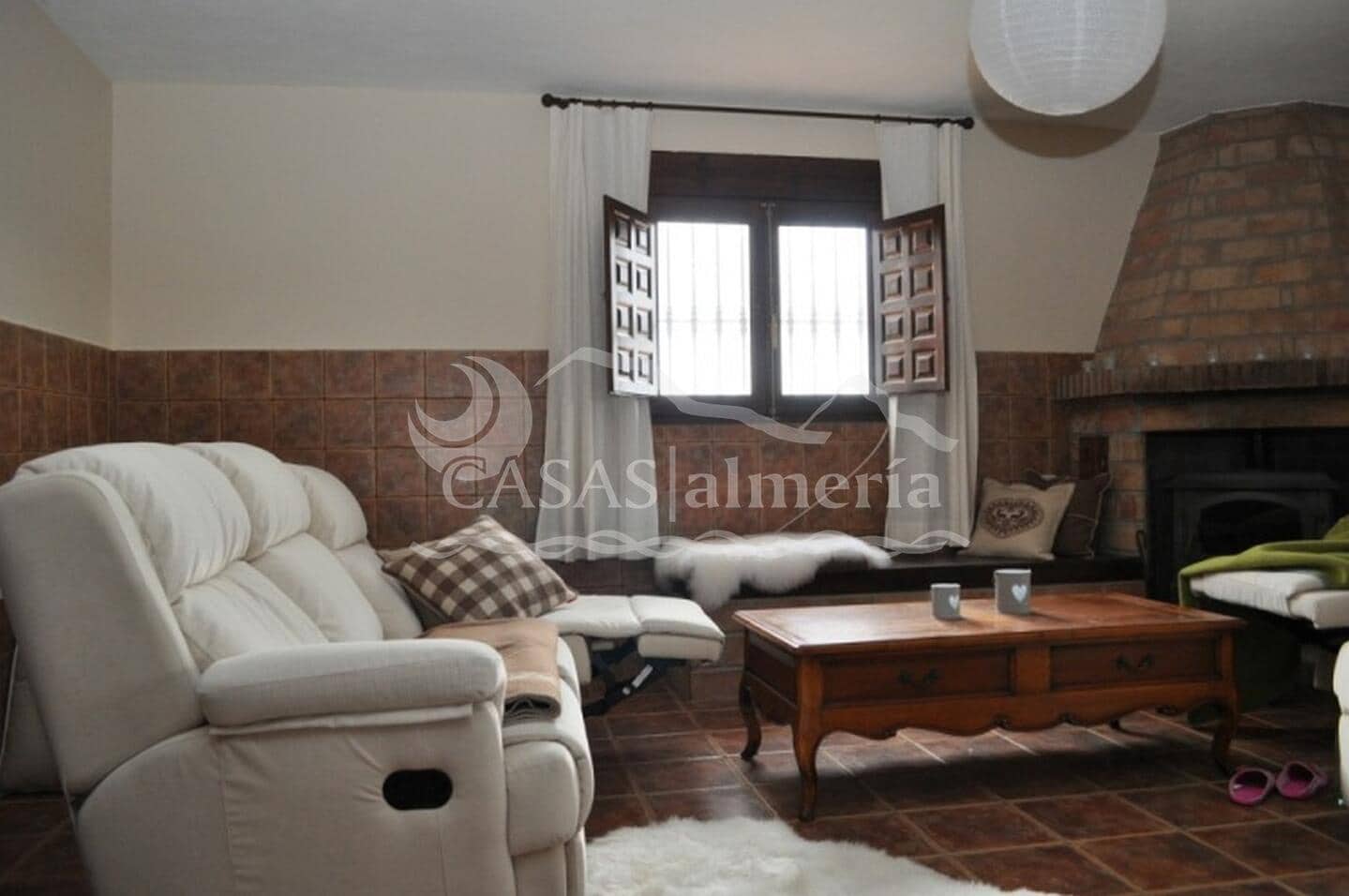 4 soveværelse Finca/Landehus til salg i Oria med swimmingpool - € 150.000 (Ref: 9022250)