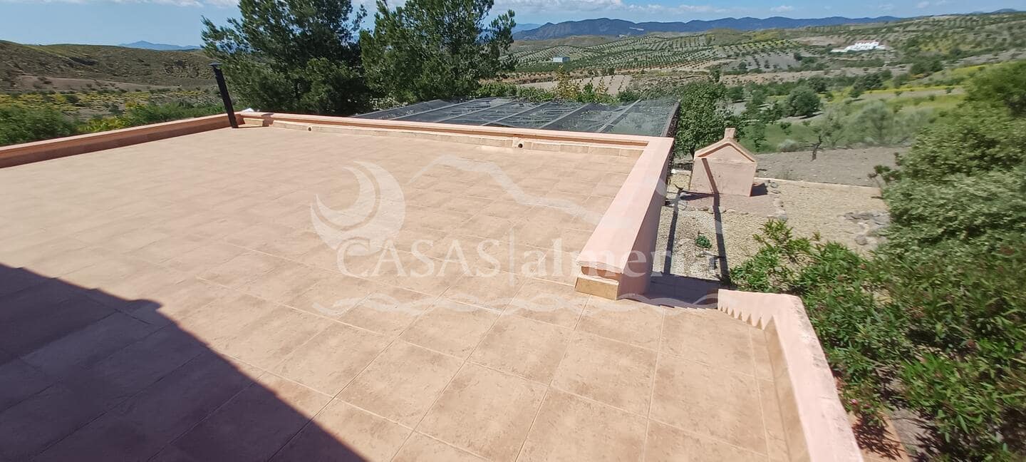 4 soveværelse Finca/Landehus til salg i Oria med swimmingpool - € 150.000 (Ref: 9022250)