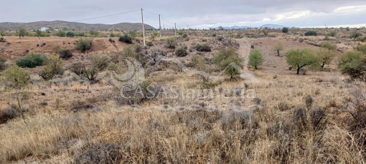 Ubebygd land til salgs i Urcal - € 7 000 (Ref: 9360503)