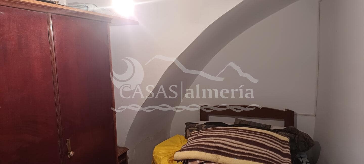 4 makuuhuone Maalaistalo myytävänä paikassa Los Pardos mukana 
autotalli - 70 000 € (Ref: 9372336)