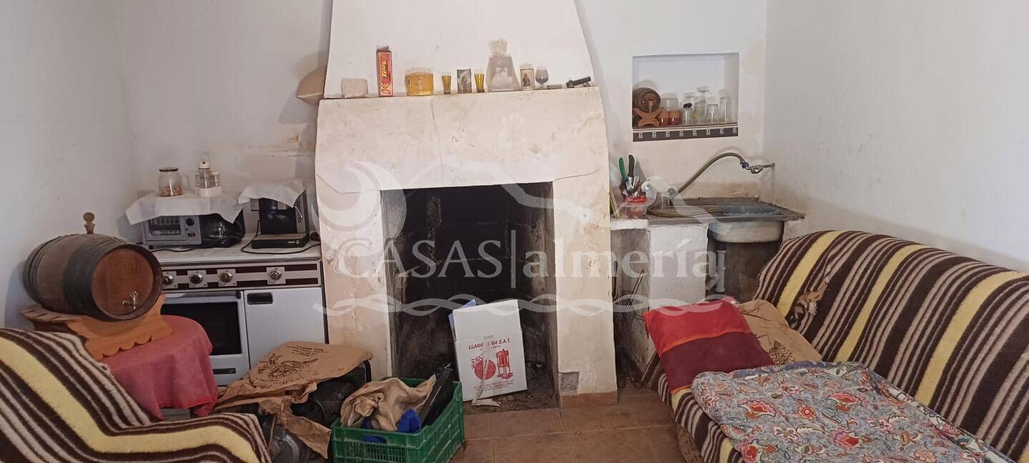 4 makuuhuone Maalaistalo myytävänä paikassa Los Pardos mukana 
autotalli - 70 000 € (Ref: 9372336)