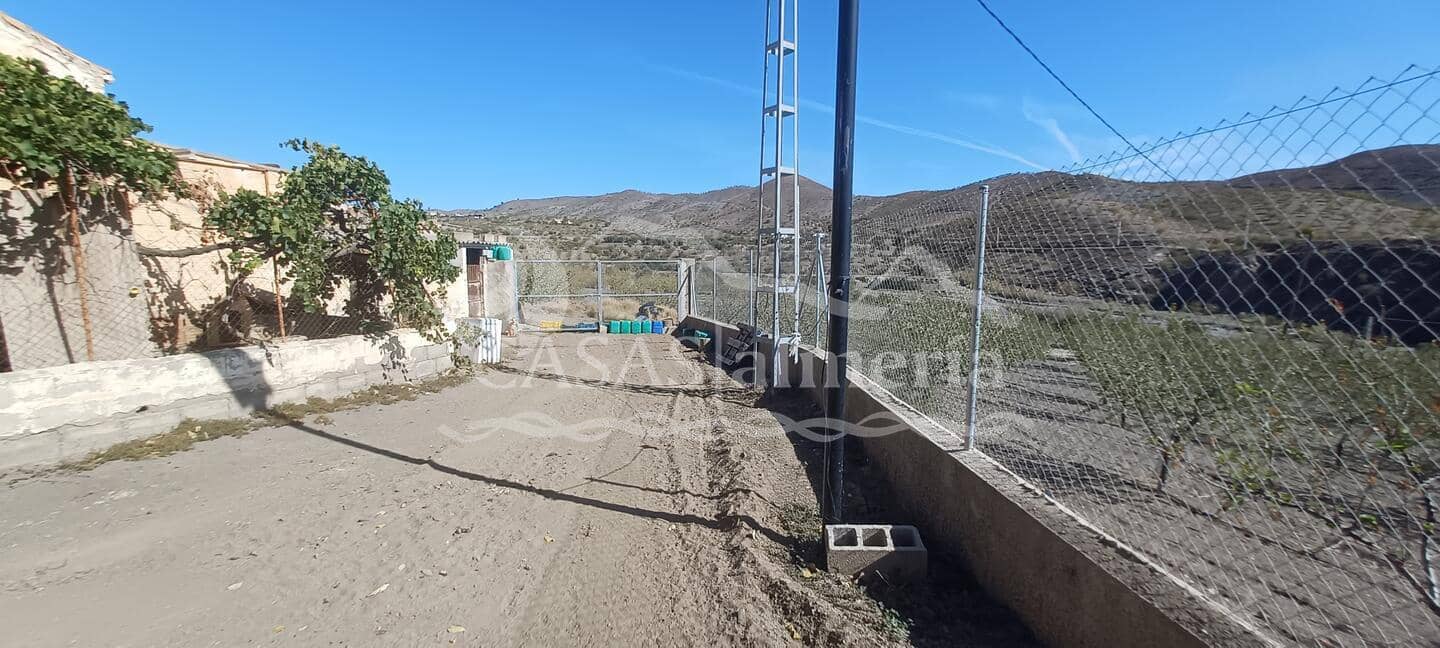 4 makuuhuone Maalaistalo myytävänä paikassa Los Pardos mukana 
autotalli - 70 000 € (Ref: 9372336)