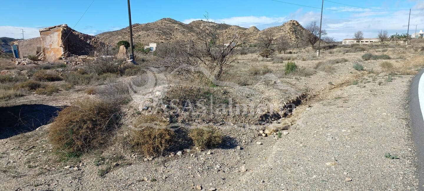 Grunde uden byggetilladelser til salg i Urcal - € 74.000 (Ref: 9609559)