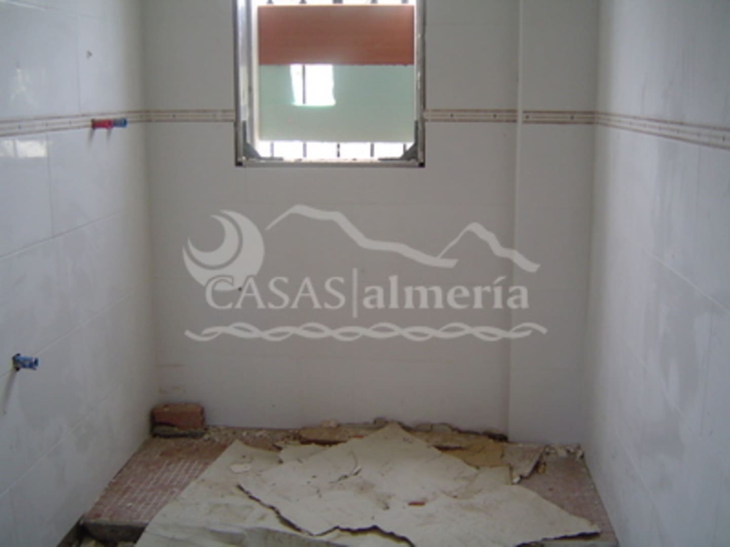 2 soverom Kommersiell til salgs i Taberno med garasje - € 65 000 (Ref: 967562)