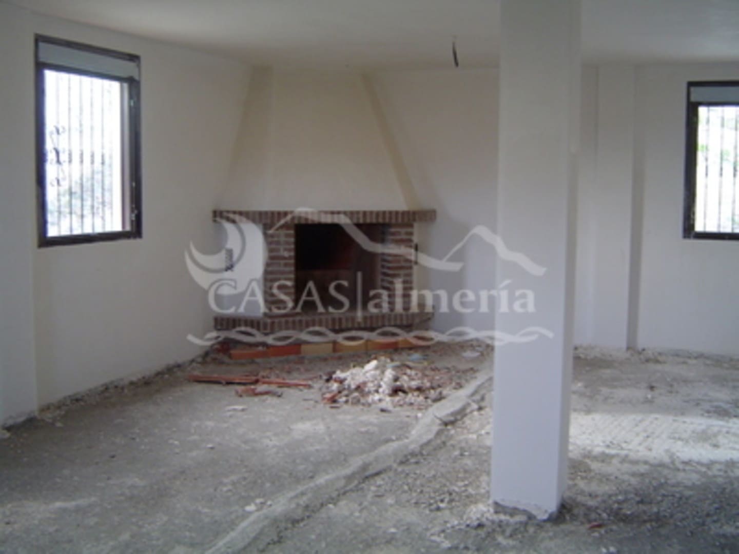 2 soverom Kommersiell til salgs i Taberno med garasje - € 65 000 (Ref: 967562)