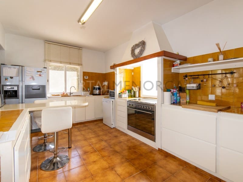 6 soveværelse Finca/Landehus til salg i Es Mercadal med swimmingpool garage - € 1.700.000 (Ref: 6066787)