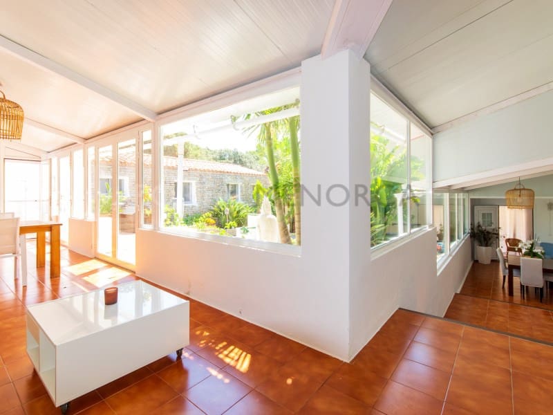 6 soveværelse Finca/Landehus til salg i Es Mercadal med swimmingpool garage - € 1.700.000 (Ref: 6066787)