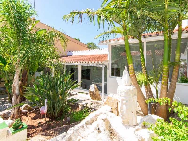 6 soveværelse Finca/Landehus til salg i Es Mercadal med swimmingpool garage - € 1.700.000 (Ref: 6066787)