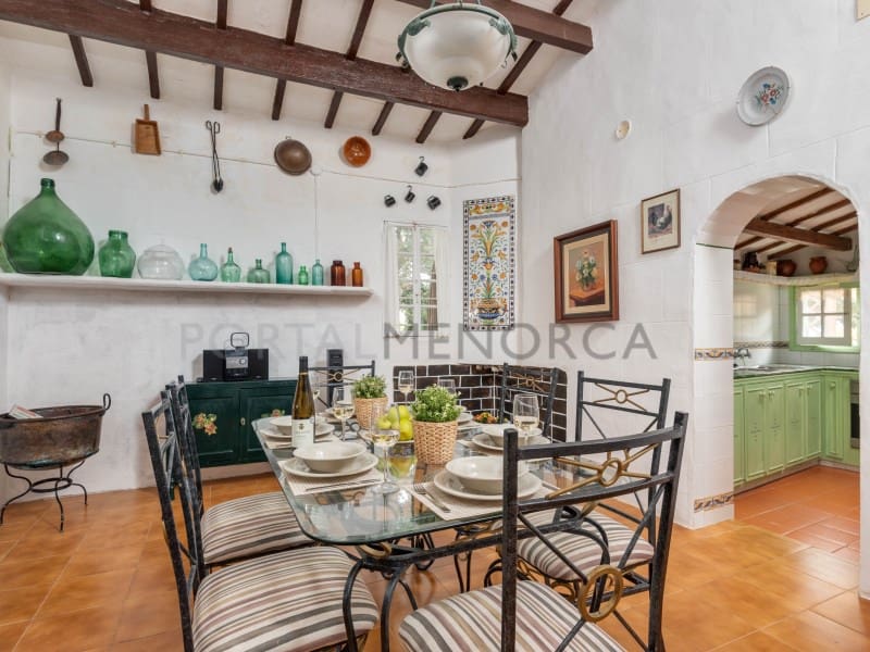 5 soveværelse Finca/Landehus til salg i Trebaluger med swimmingpool - € 995.000 (Ref: 6881528)