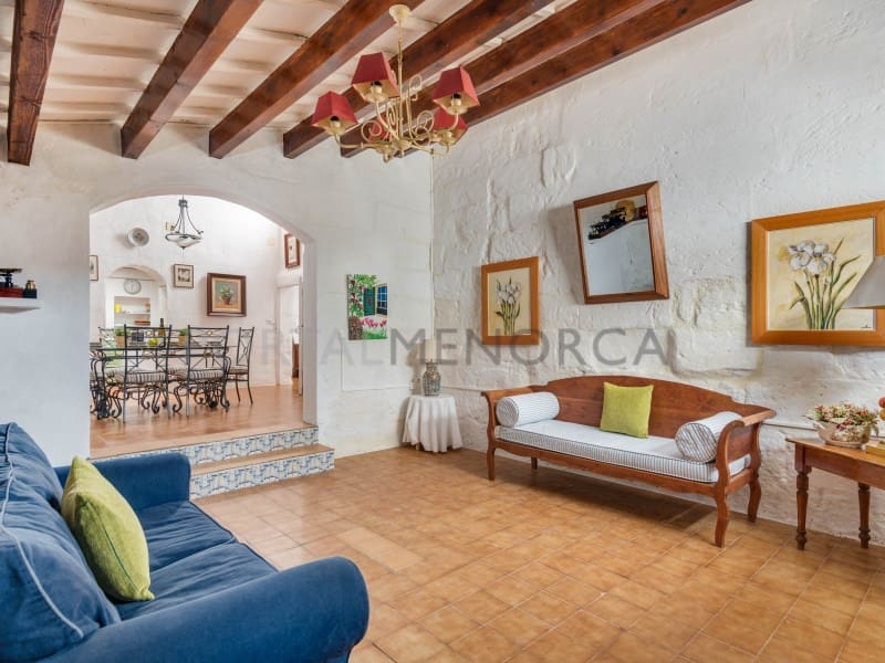 5 soveværelse Finca/Landehus til salg i Trebaluger med swimmingpool - € 995.000 (Ref: 6881528)