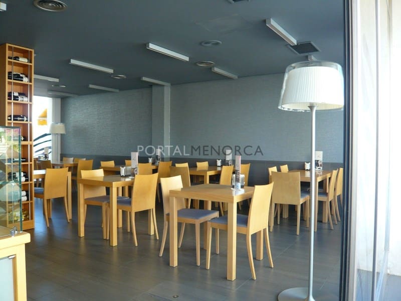 Erhverv til salg i Mahon / Mao - € 350.000 (Ref: 6987294)