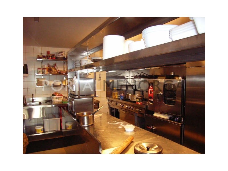 Erhverv til salg i Mahon / Mao - € 350.000 (Ref: 6987294)