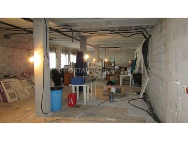 Commercial for sale in Port d'Addaia, Es Mercadal - € 400,000 (Ref: 6987308)