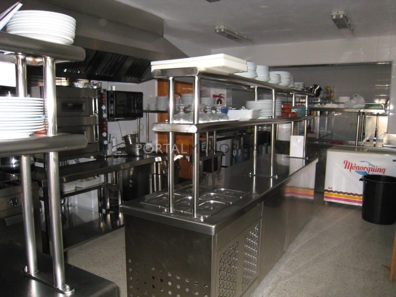 Erhverv til salg i Es Mercadal - € 400.000 (Ref: 6987308)