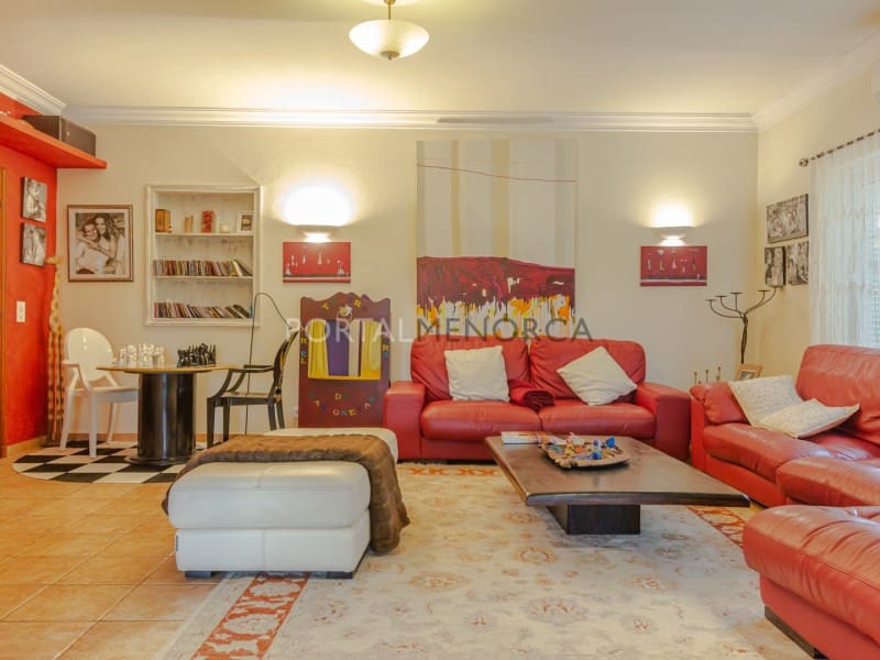 6 soveværelse Finca/Landehus til salg i Llucmacanes med swimmingpool - € 1.450.000 (Ref: 6988490)