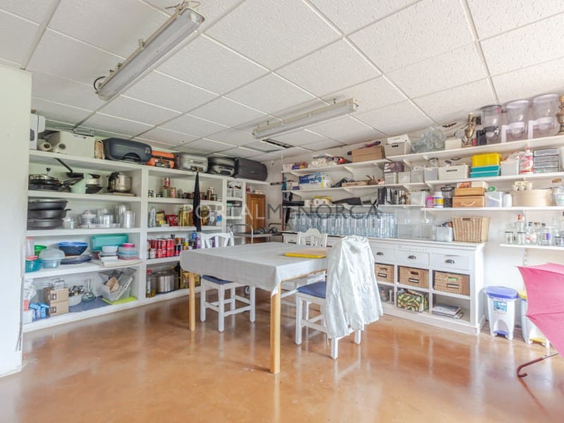 6 soveværelse Finca/Landehus til salg i Llucmacanes med swimmingpool - € 1.450.000 (Ref: 6988490)