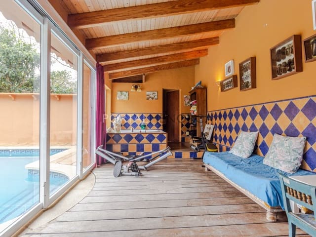 6 soveværelse Finca/Landehus til salg i Llucmaçanes, Mahón / Maó med swimmingpool - € 1.450.000 (Ref: 6988490)