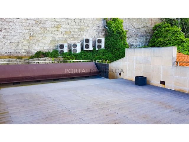 Commercial for sale in Mahón / Maó - € 532,000 (Ref: 6988497)