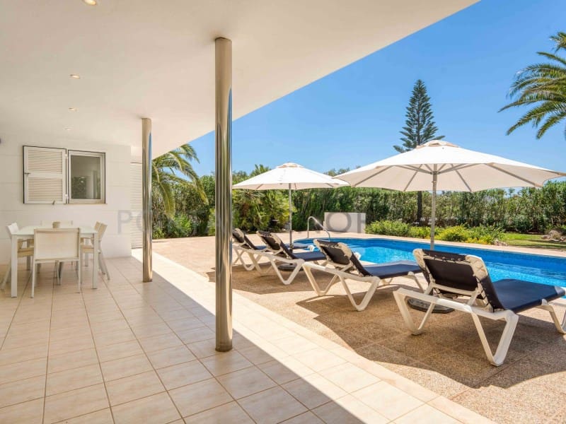 4 bedroom Villa for sale in Mahon / Mao with pool garage - € 895,000 (Ref: 7009969)