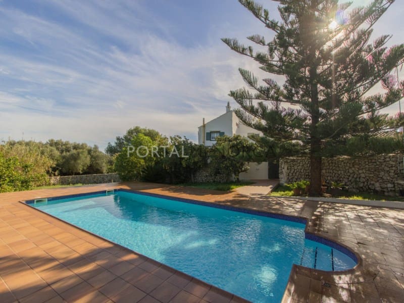 6 soveværelse Finca/Landehus til salg i Alayor / Alaior med swimmingpool garage - € 1.550.000 (Ref: 8220655)