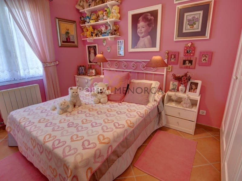 4 soveværelse Villa til salg i Mahon / Mao med swimmingpool - € 2.345.000 (Ref: 8399034)