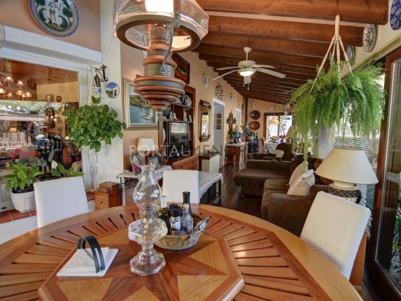 4 soveværelse Villa til salg i Mahon / Mao med swimmingpool - € 2.345.000 (Ref: 8399034)