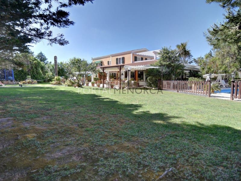 4 soveværelse Villa til salg i Mahon / Mao med swimmingpool - € 2.345.000 (Ref: 8399034)