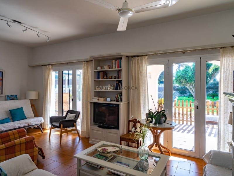 5 soveværelse Finca/Landehus til salg i Llucmacanes med swimmingpool garage - € 1.290.000 (Ref: 8792931)