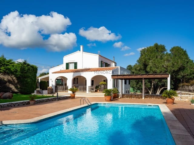 5 soveværelse Finca/Landehus til salg i Llucmaçanes, Mahón / Maó med swimmingpool garage - € 1.290.000 (Ref: 8792931)