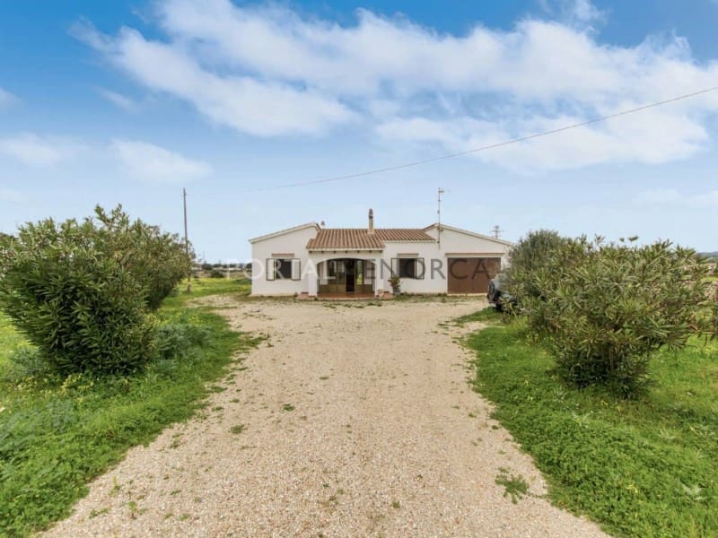 3 soveværelse Finca/Landehus til salg i Ciutadella de Menorca med garage - € 1.050.000 (Ref: 8839358)