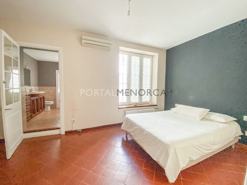 4 soveværelse Byhus til salg i Mahon / Mao - € 595.000 (Ref: 8849874)